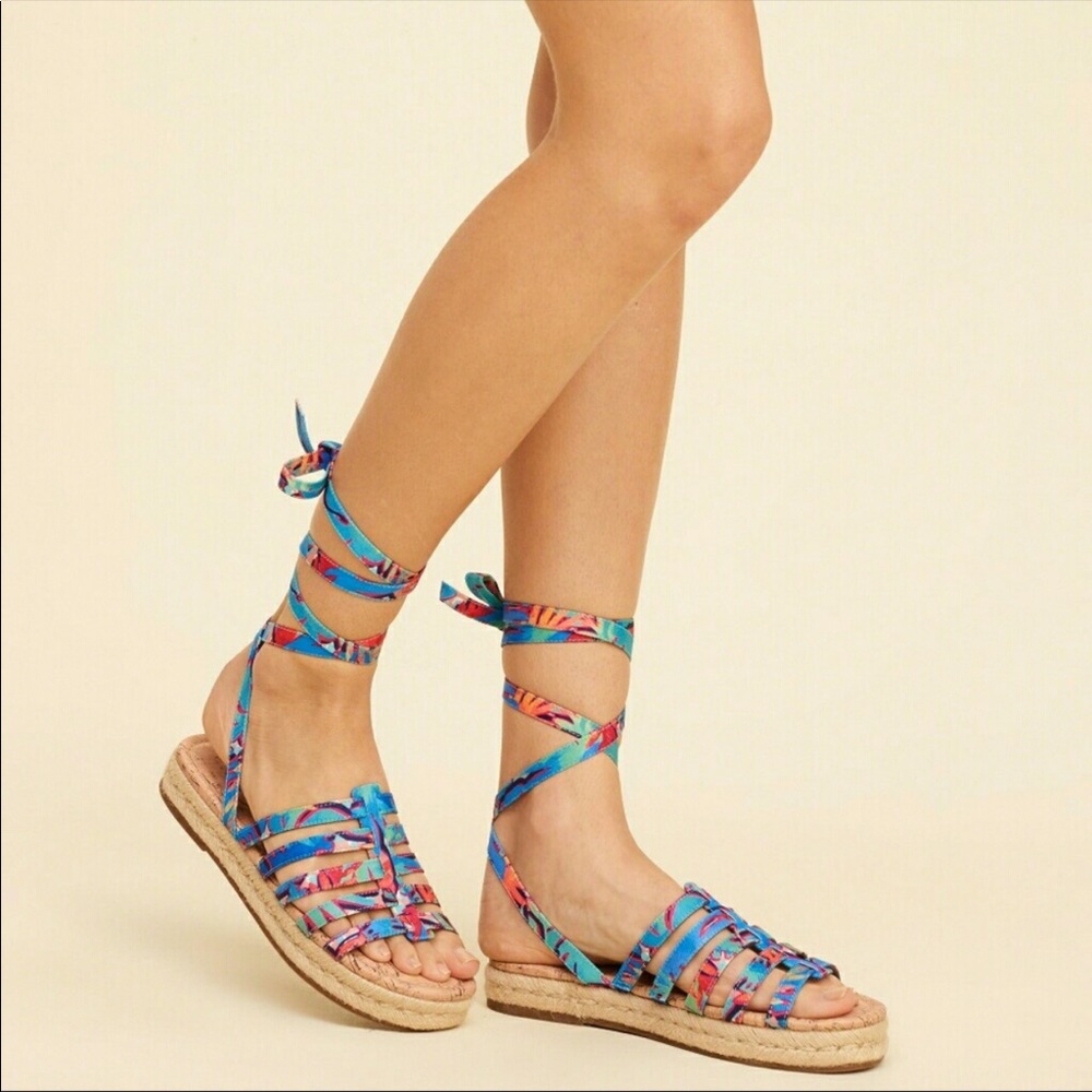Circus by Sam Edelman Lace up Sandals
